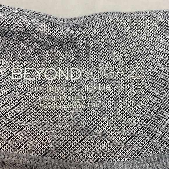 Beyond Yoga gray high waisted leggings large - Picture 10 of 10
